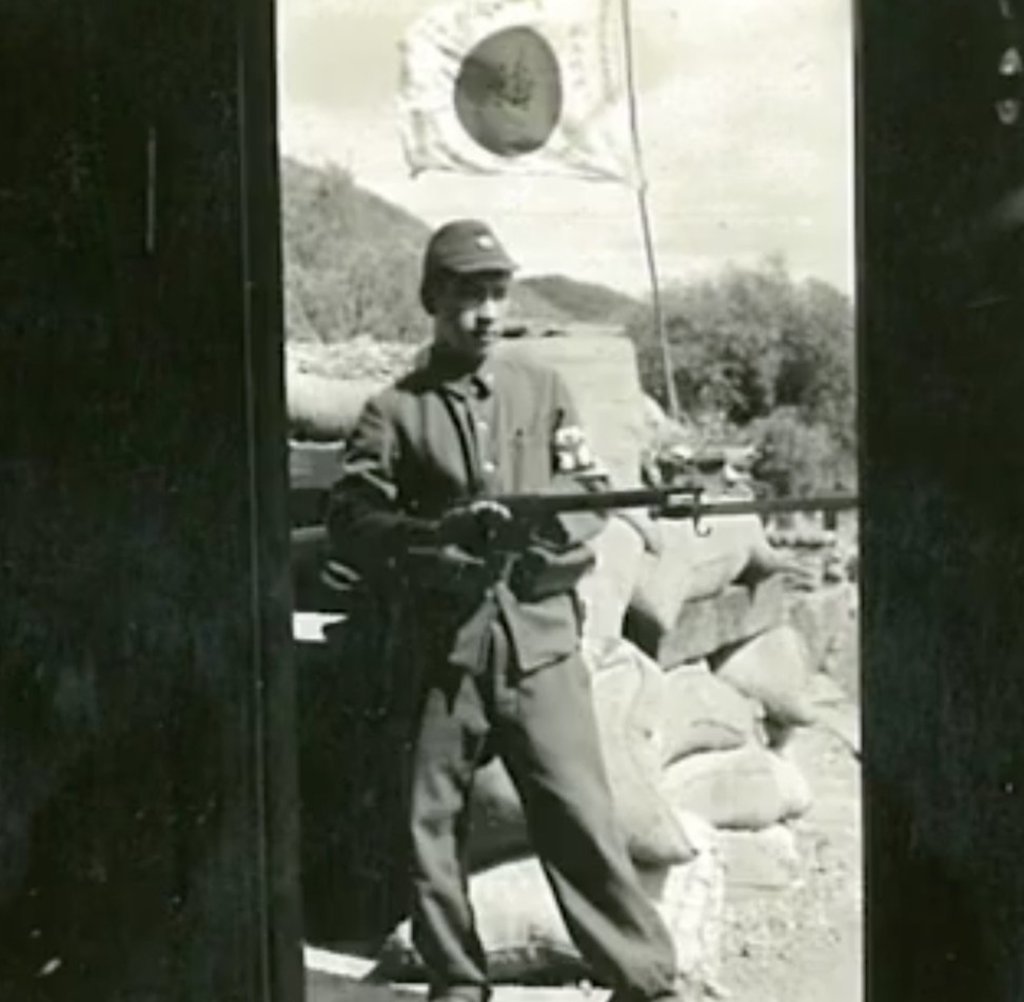 The online archive of 35,000 photos taken during the Japanese wartime occupation of China shows soldiers posing with weapons as well as scenes from daily life. Photo: North China Railway archive