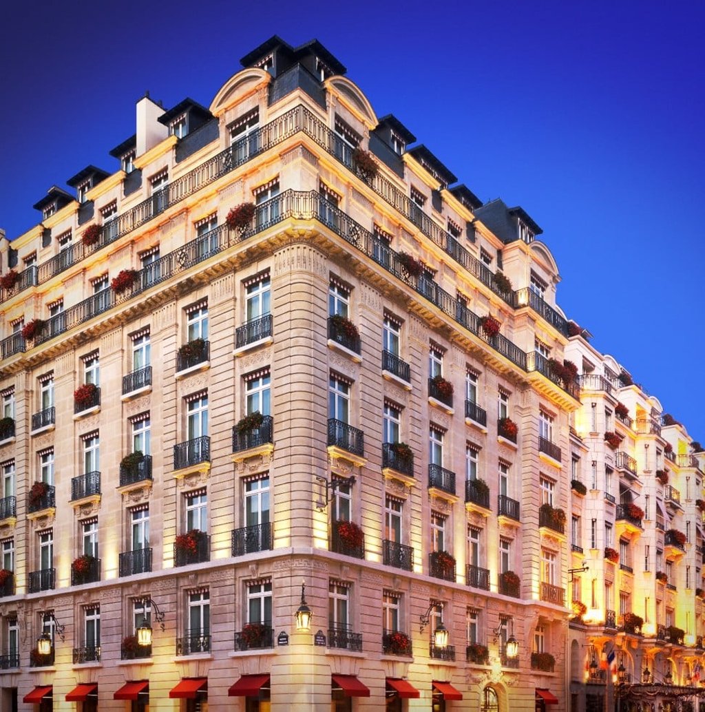 The 190-room Le Bristol Paris is situated on the same street as luxury French fashion houses such as Hermès and Louis Vuitton. The 190-room Le Bristol Paris is situated on the same street as luxury French fashion houses such as Hermès and Louis Vuitton.