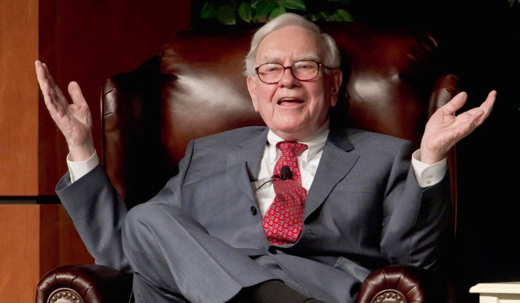 Warren Buffett’s Berkshire Hathaway shrank its Apple stake to 249.6 million shares from 252.5 million shares in the fourth quarter. Photo: AP