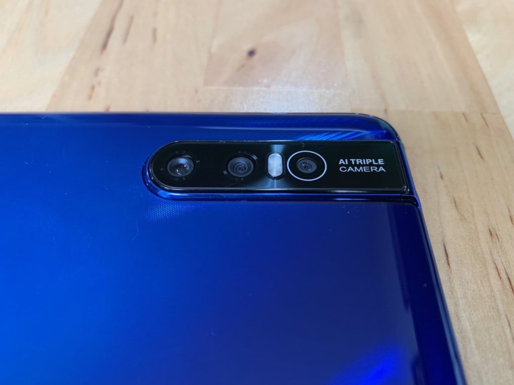 The Vivo V15 Pro has a triple camera system, headlined by a 48-megapixel Sony IMX sensor, with a secondary 8-megapixel wide-angle lens and a third depth sensor. Photo: Ben Sin