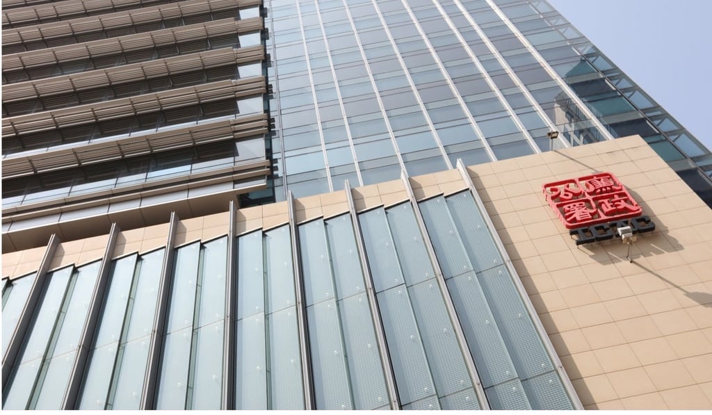 The tycoon was spotted at ICAC headquarters last July. Photo: Felix Wong