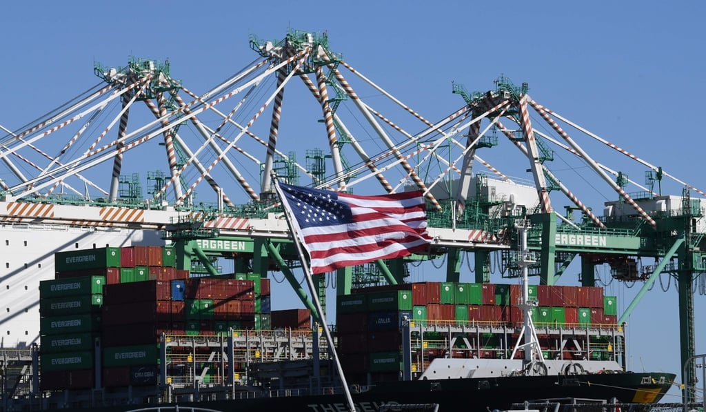 Shipping containers from China are unloaded in California. Photo: AFP Shipping containers from China are unloaded in California. Photo: AFP