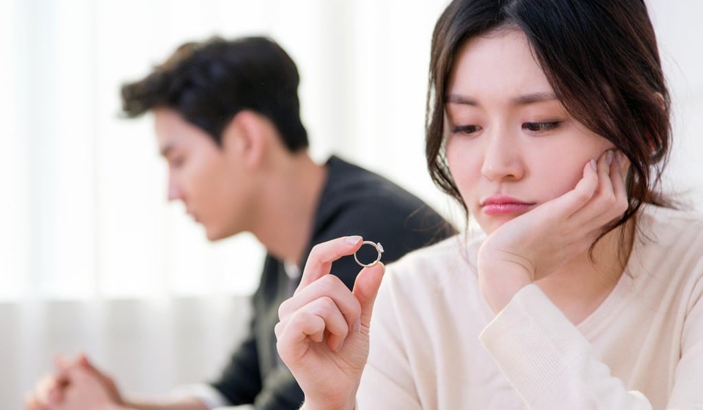 Common complaints include feeling a lack of appreciation, miscommunication, parenting differences, an emotional or physical disconnect with a partner, and infidelity. Photo: Alamy