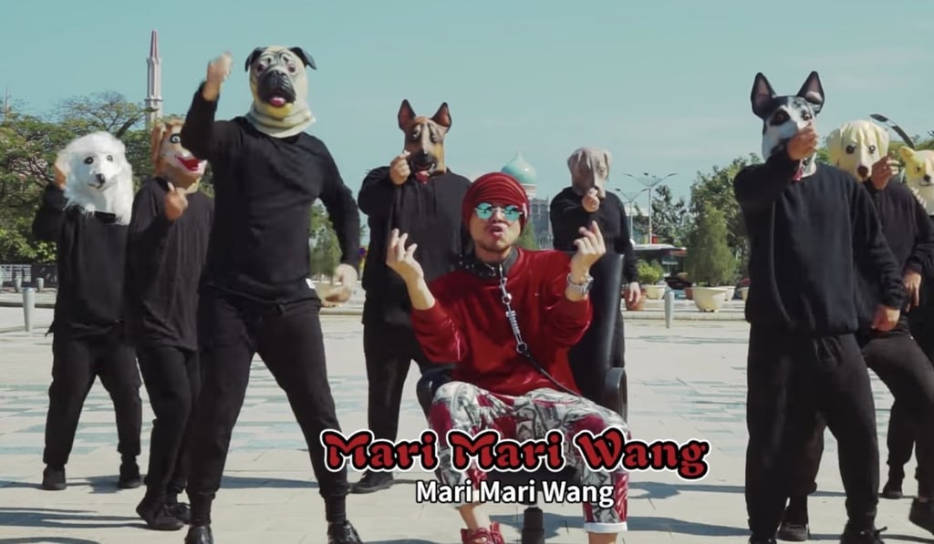 The video for Like A Dog was shot in front of a domed building some viewers took for a mosque.