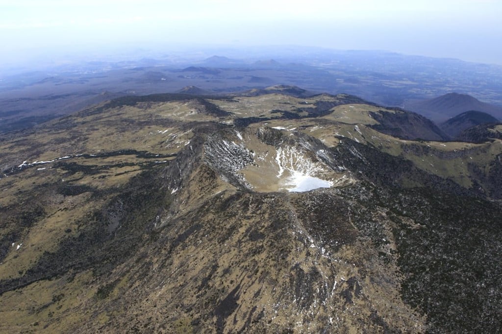 At the top of Mount Hallasan there is a lake formed by volcanic eruption. Photo: Alamy