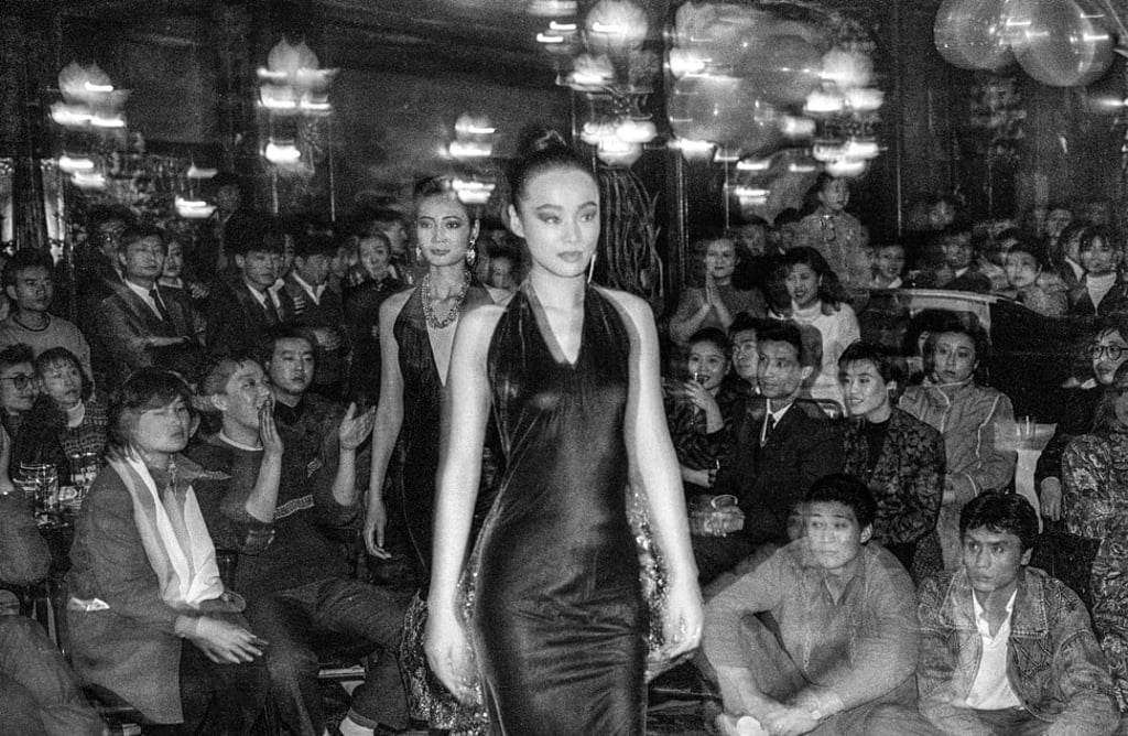 Pierre Cardin fashion show at the newly opened Maxim’s restaurant in Beijing, 1985. Photo: Adrian Bradshaw