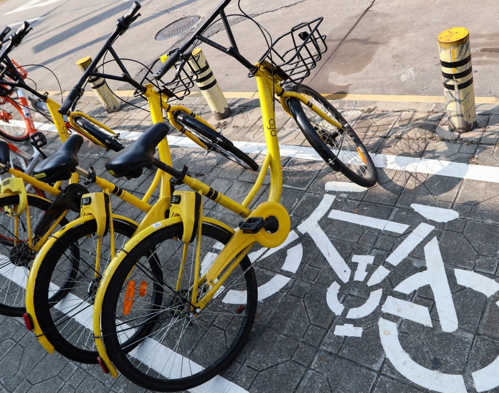 Users can locate, unlock the “shared” bikes on mobile apps. (Picture: SCMP) Users can locate, unlock the “shared” bikes on mobile apps. (Picture: SCMP)