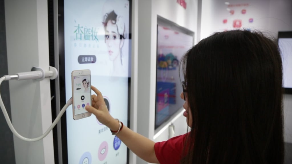 Meitu staff demonstrating the app at its headquarters in Xiamen. (Picture: Abacus) Meitu staff demonstrating the app at its headquarters in Xiamen. (Picture: Abacus)