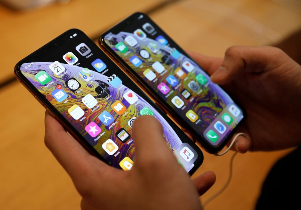 The iPhone XS Max with 512 GB of storage costs a whopping US$1950 in China. (Picture: REUTERS/Edgar Su)