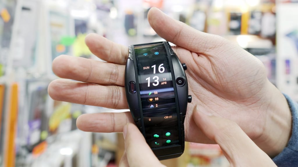 The Nubia Alpha is a smartphone for your wrist South China Morning Post