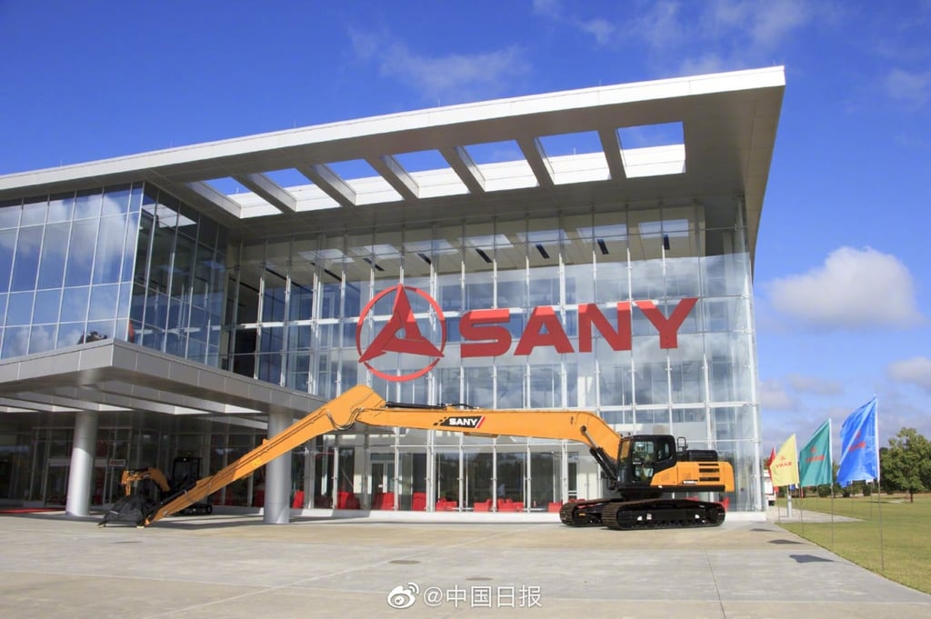 Head to the HQ in real life and you’ll get an excavator instead of the Guardians of the Galaxy spaceship Benatar that was parked outside in Avengers: Endgame. (Picture: China Daily/Weibo) Head to the HQ in real life and you’ll get an excavator instead of the Guardians of the Galaxy spaceship Benatar that was parked outside in Avengers: Endgame. (Picture: China Daily/Weibo)