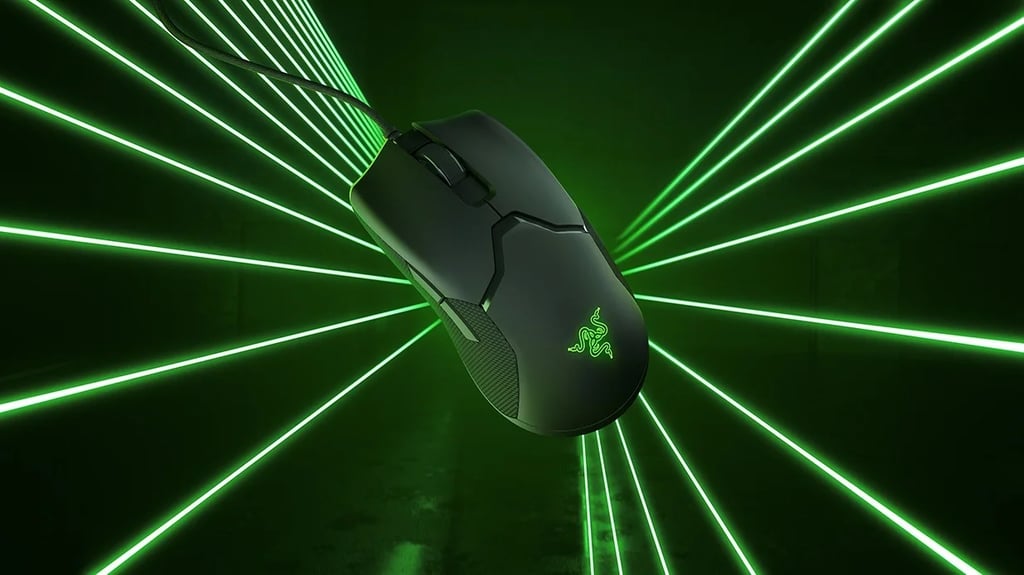 Compared to the previous Razer products, Viper returns to a more simplistic design. (Picture: Razer) Compared to the previous Razer products, Viper returns to a more simplistic design. (Picture: Razer)