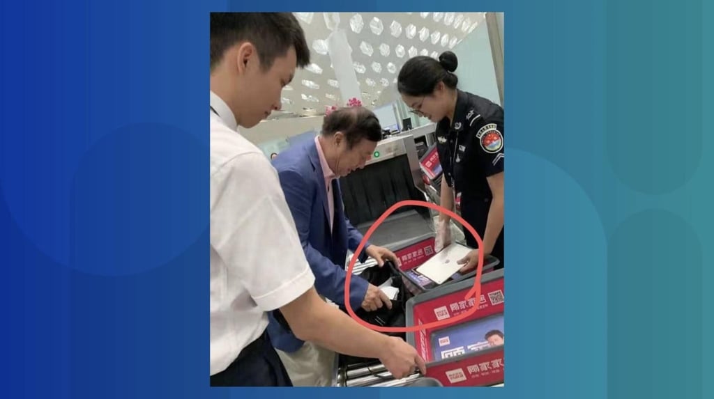 At least the smartphone in the basket doesn’t appear to be an iPhone. (Picture: Weibo)