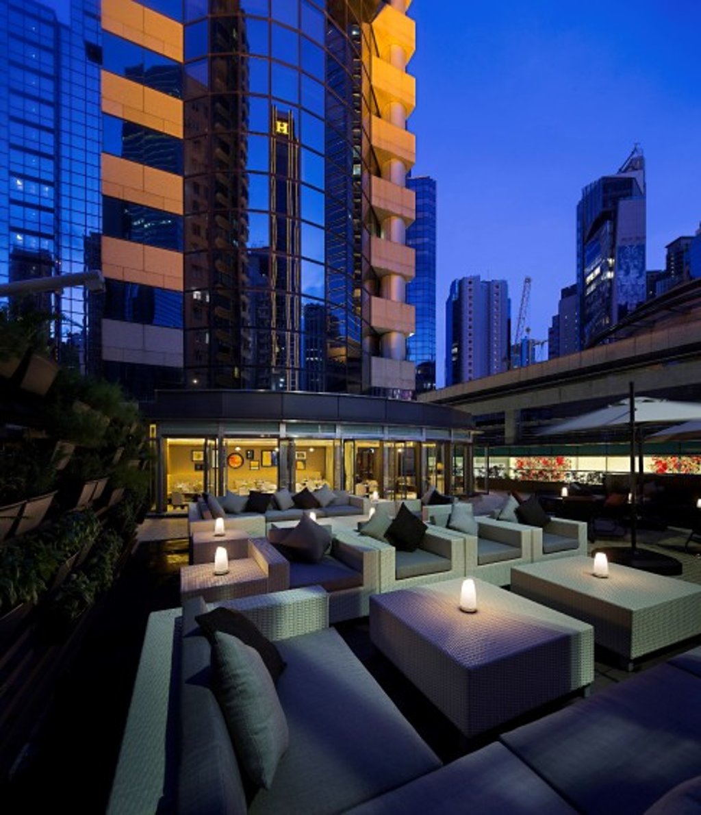 Outdoor dining area of the Sevens Clubhouse. Outdoor dining area of the Sevens Clubhouse.