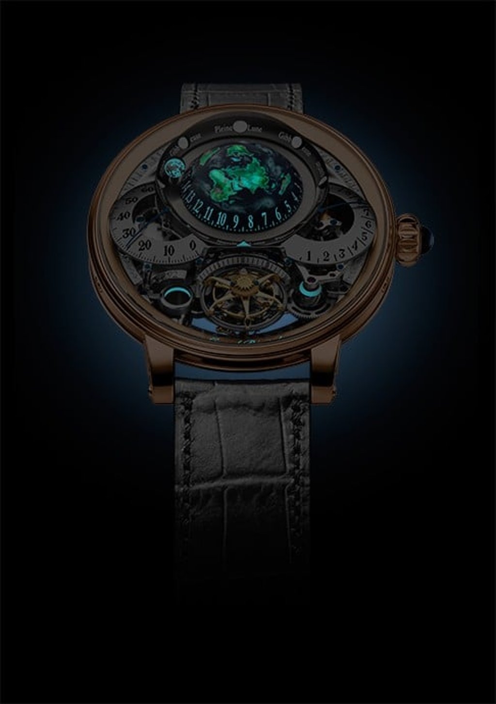 The Earth map of the Récital 22 Grand Récital glows in the dark. The Earth map of the Récital 22 Grand Récital glows in the dark.