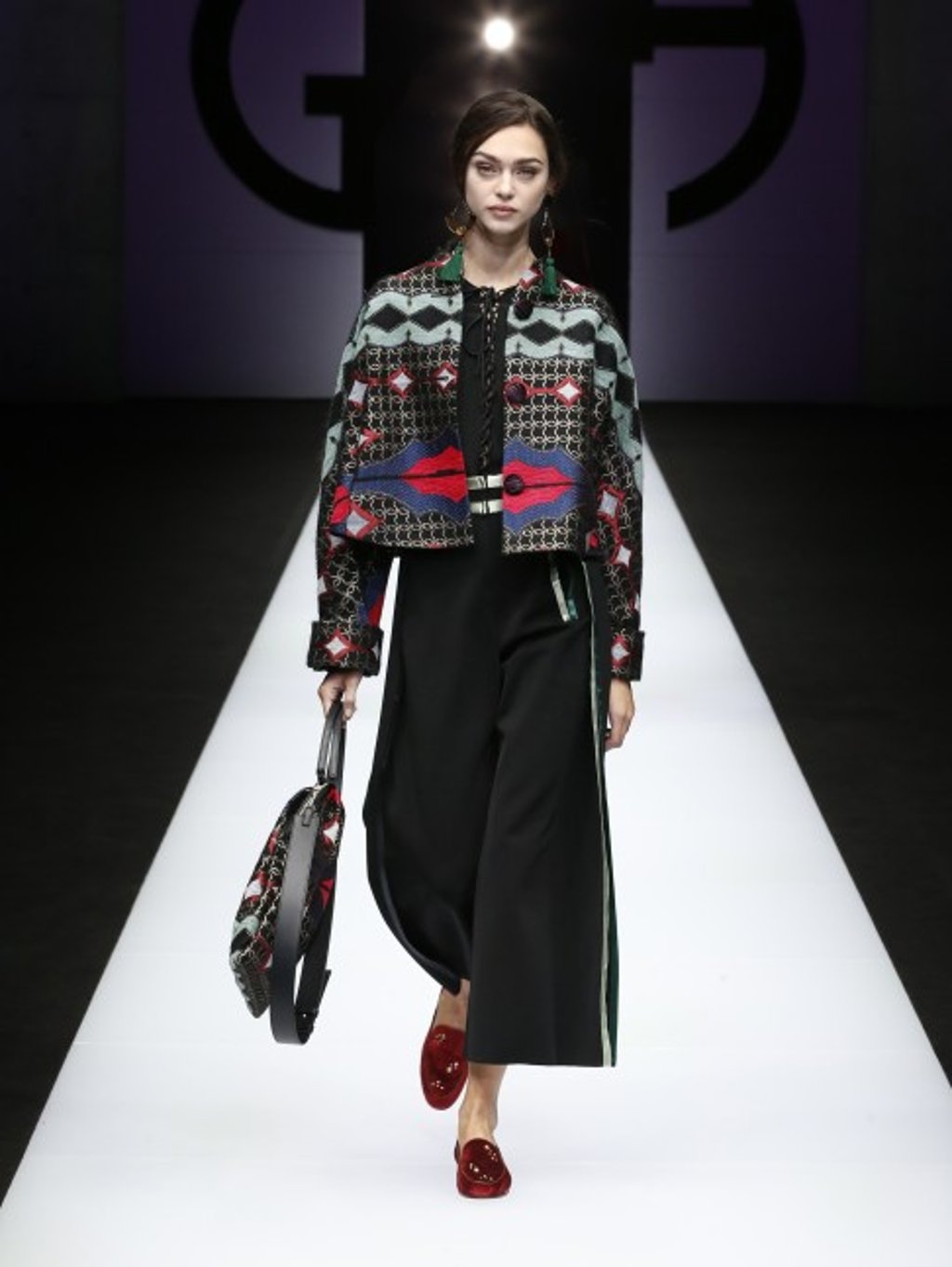 アート・デザイン・音楽 GIORGIO ARMANI Fall/Winter 1998-99 Giorgio Armani Fall 2023 Menswear Collection | Vogue