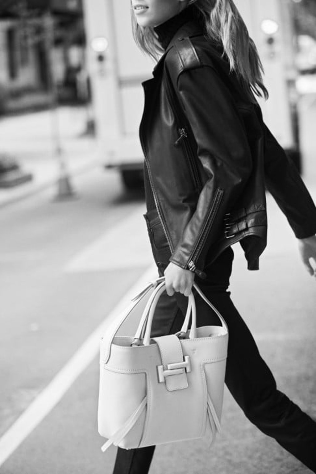 Tod’s Double T shopping bag in hammered leather.