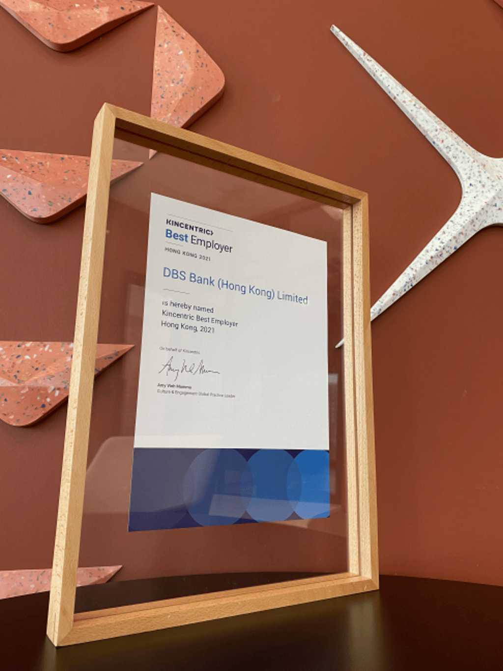 DBS Hong Kong has been recognised as  Kincentric Best Employer  for the third consecutive year in a row.
