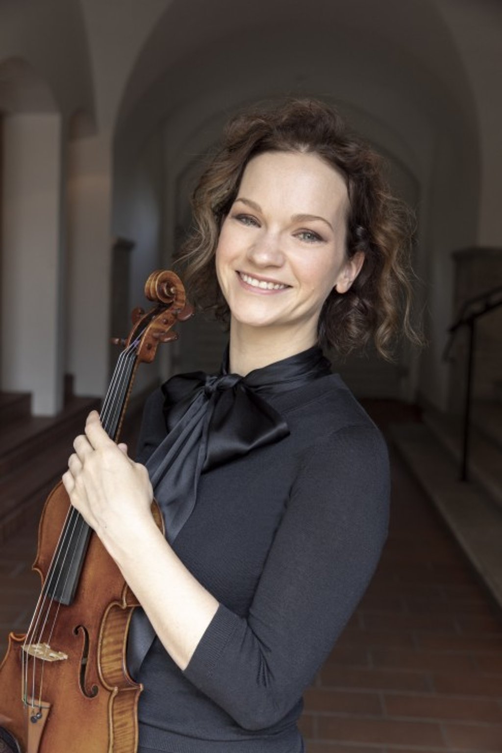 Award-winning violinist Hilary Hahn. (Credit: Dana van Leeuwen/Decca)