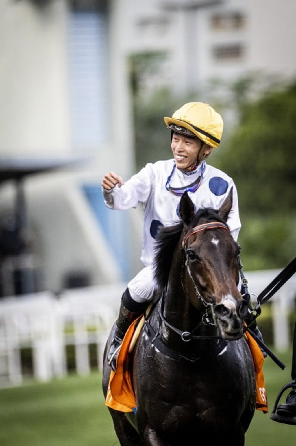 Vincent Ho claims the Champions Mile aboard Golden Sixty for a third consecutive year and breaks his personal best record of most wins in a season. Vincent Ho claims the Champions Mile aboard Golden Sixty for a third consecutive year and breaks his personal best record of most wins in a season.