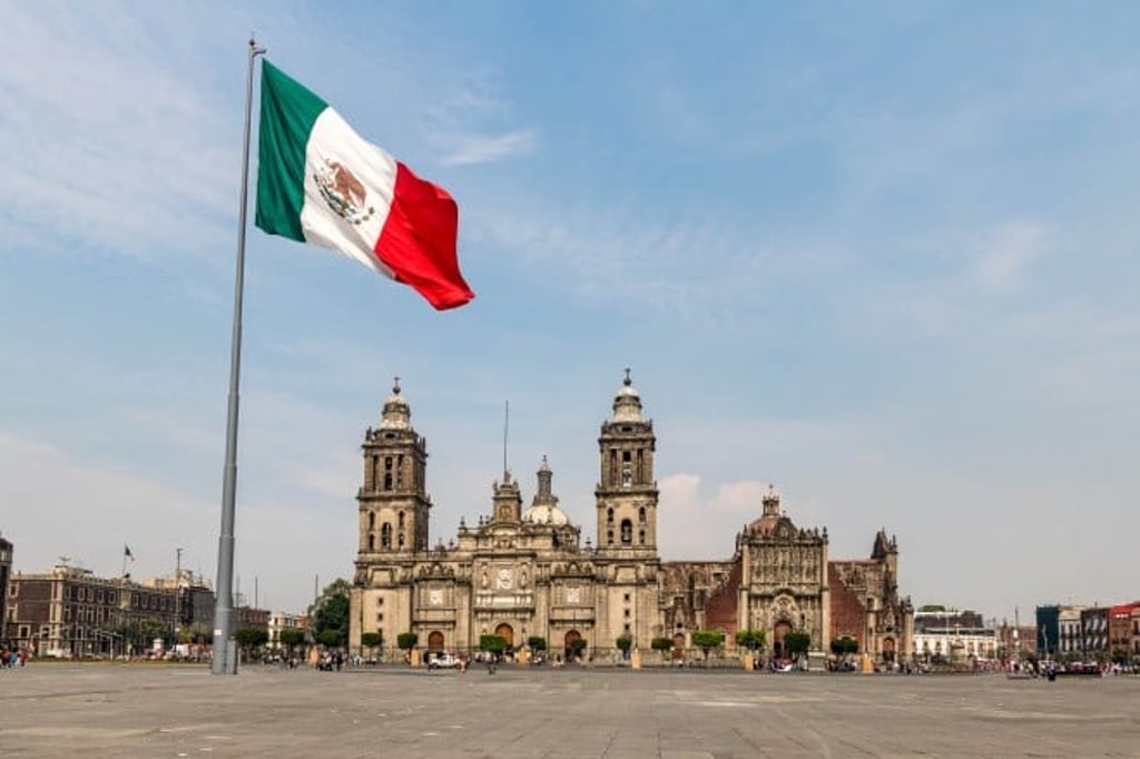Metropolitan Cathedral in Mexico City. Mexico’s four free-trade zones offer lower customs duties, delayed payment of tariffs and reduced bureaucracy. Photo: Shutterstock