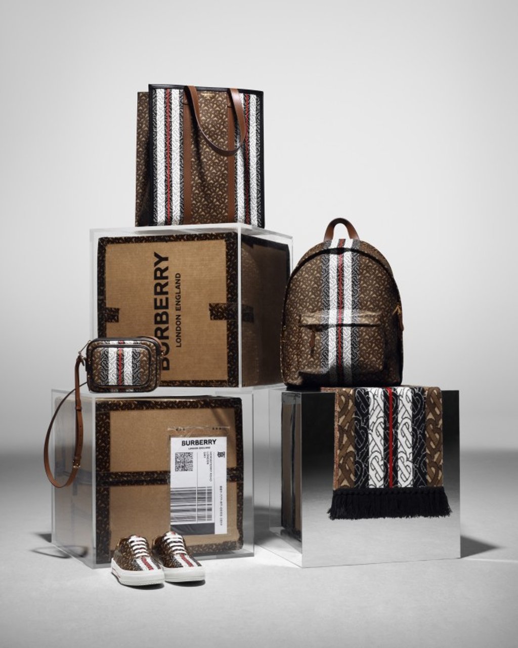 Burberry monogram campaign shop