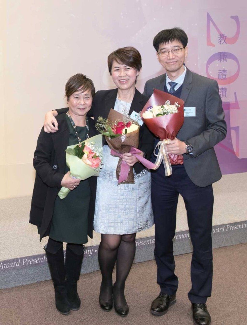 (From left) Lana Tang Kam-shu, Dr Irene Siaw Siw-chu and Dr Jimmy Chan Hing-tai at the OUHK Award Presentation Ceremony 2017, where they were recognized by a President’s Award for Distinguished Achievement