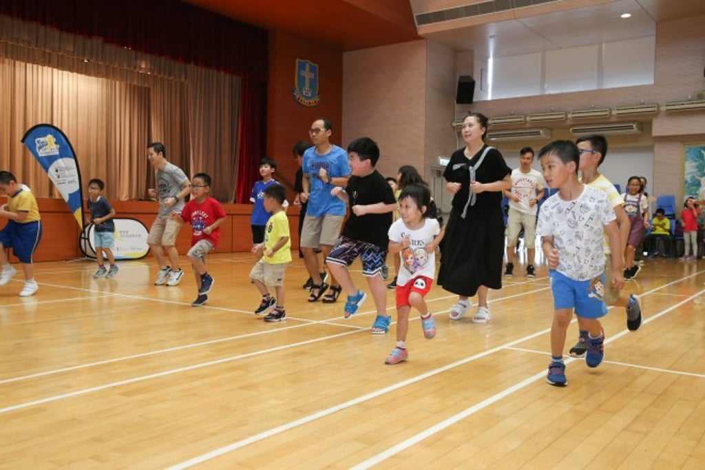 The Hong Kong Jockey Club supports programmes that encourage parents and children to exercise together, helping enhance parent-child relationships.