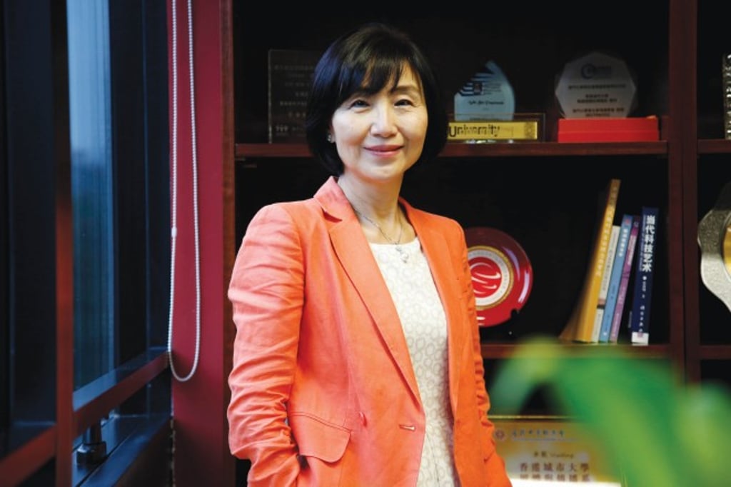 As the new COM Head, Professor Liu Yu-li sets a high bar for herself and all members of the Department.