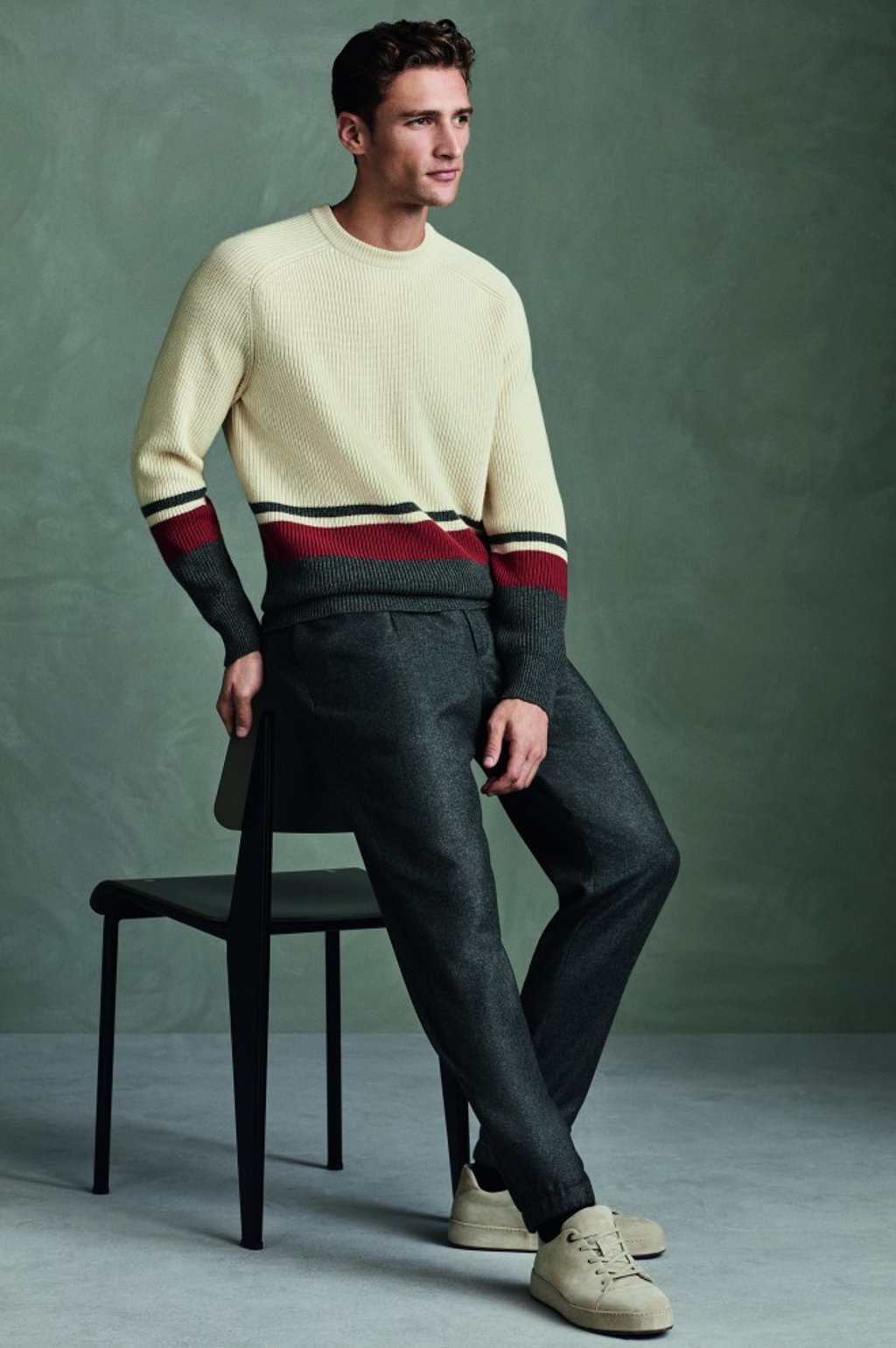 Go casual in a “Lexington” crewneck sweater in Baby Cashmere, “Coulisse One Pince” trousers in wool and cashmere flannel and “Nuages Walk” suede sneakers.
