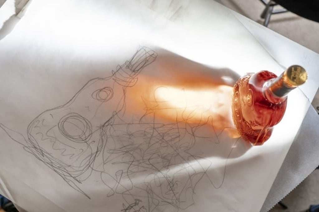 The design of the decanter takes shape.