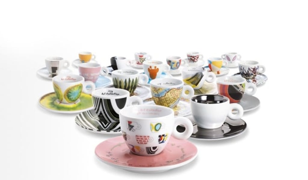 The illy Art Collection features the works of some of the world’s greatest contemporary artists. The illy Art Collection features the works of some of the world’s greatest contemporary artists.
