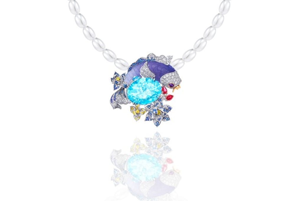 The ‘Leaping Koi Necklace’ donated to the Monte-Carlo Gala for the Global Ocean.