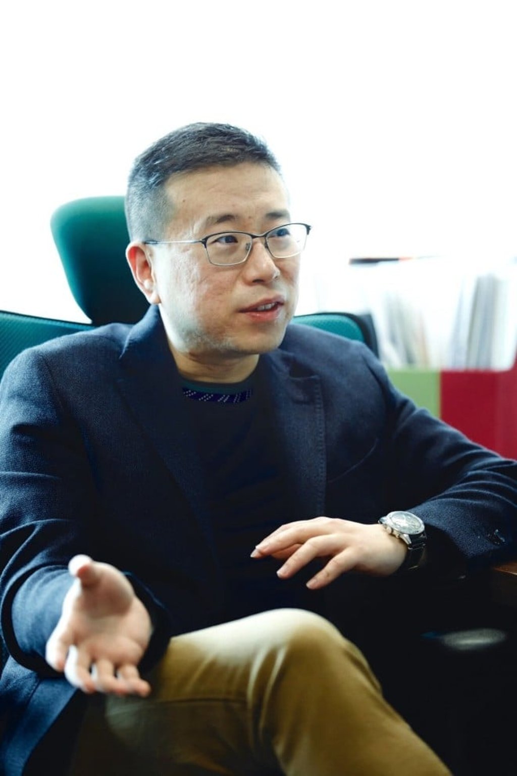 Dr Edmund Cheng of CityU said digitised information technologies contributed to the spread of misinformation and polarised views. It is important to study contentious politics comparatively and scientifically. Dr Edmund Cheng of CityU said digitised information technologies contributed to the spread of misinformation and polarised views. It is important to study contentious politics comparatively and scientifically.