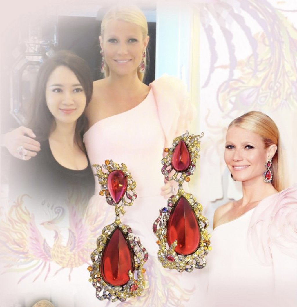 Anna Hu (left) with Gwyneth Paltrow (right) wearing Fire Phoenix earrings at the 2015 Oscars.