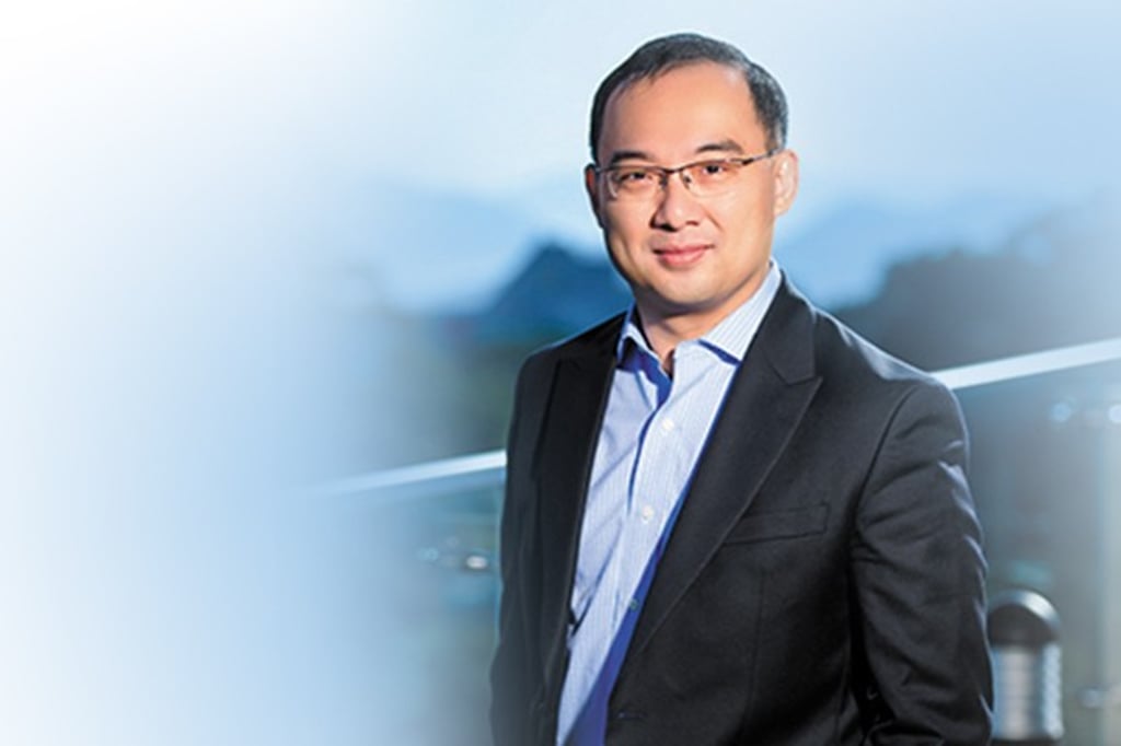 “The format of DiMBA means participants have greater control over their own pace of learning because they can work through course content at a time which is best for them,” said Professor CHEN Tai-Yuan, Associate Dean of the HKUST Business School and Director of the Digital MBA Program