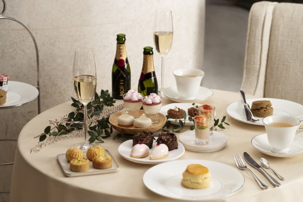 The Lobby Lounge Valentines’  Moët and Chandon Afternoon Tea Set.
