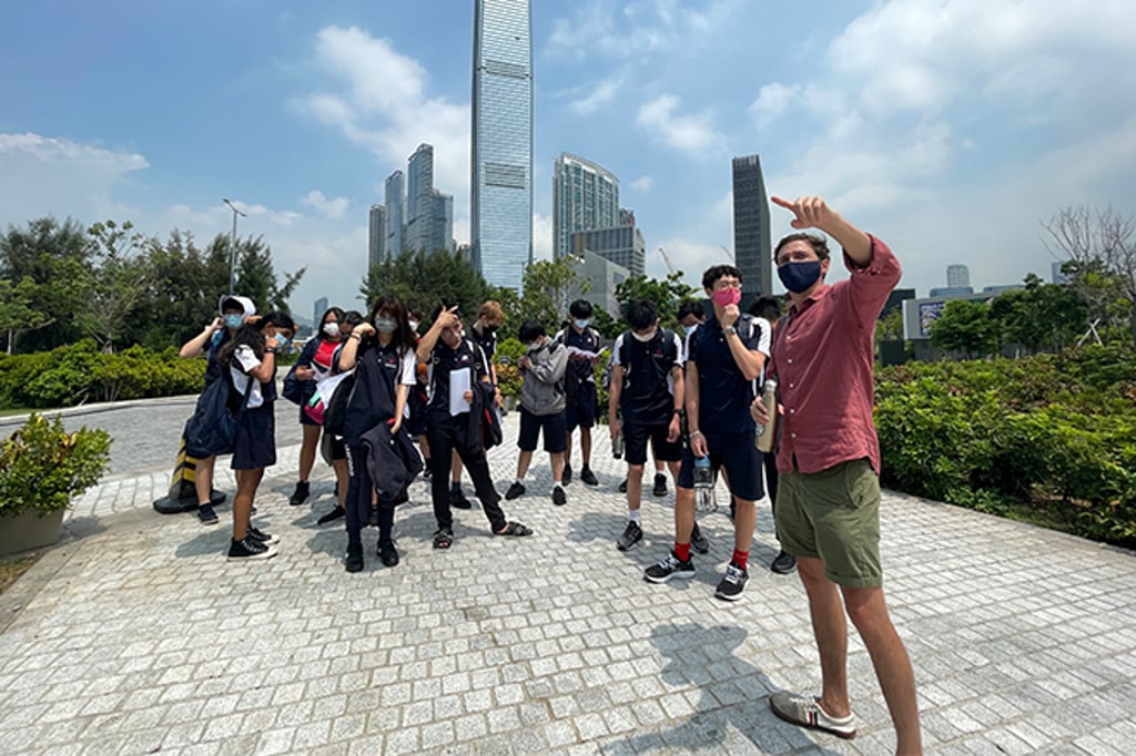 The Cornerstones Program offers unique hands-on learning experiences under the guidance of faculty and industry mentors. The Cornerstones Program offers unique hands-on learning experiences under the guidance of faculty and industry mentors.