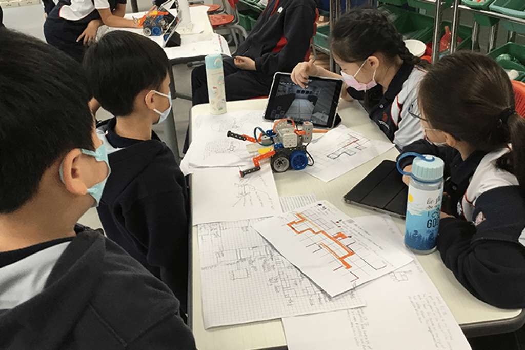 During Mission Inspire Week, grade 5 students took their coding skills to the next level and constructed VexGo Rovers to travel and sustain life on Mars. During Mission Inspire Week, grade 5 students took their coding skills to the next level and constructed VexGo Rovers to travel and sustain life on Mars.