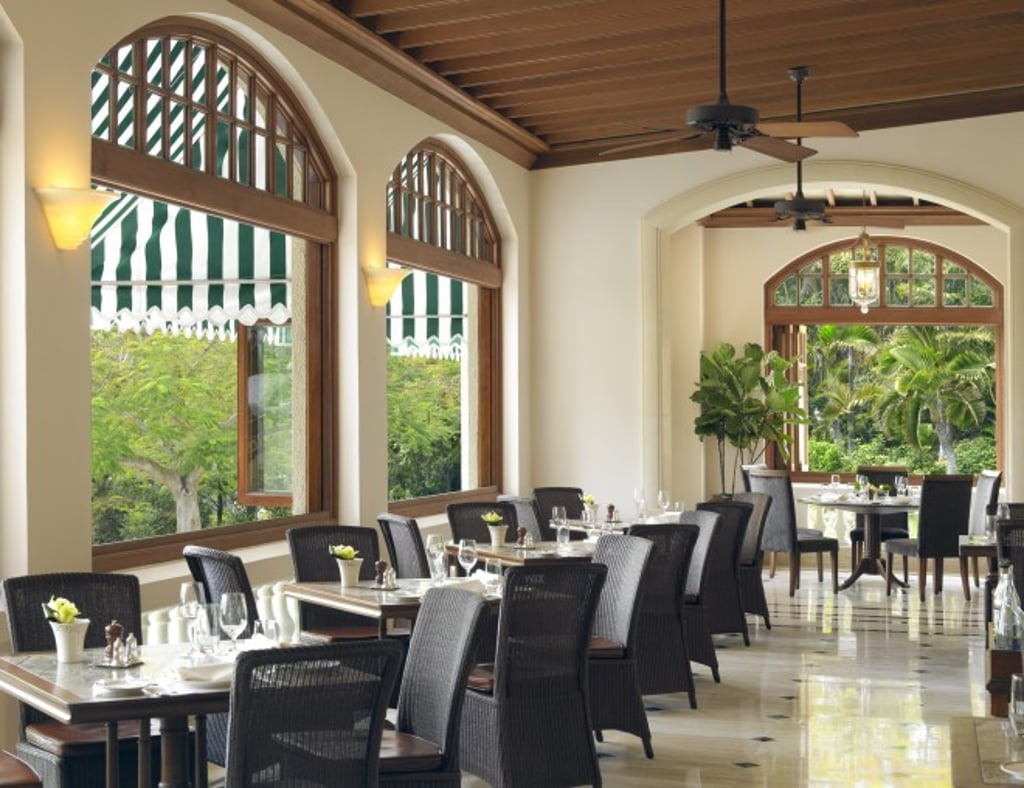 Sophisticated and refined, The Verandah at The Repulse Bay retains the relaxed charm of the original Repulse Bay Hotel.