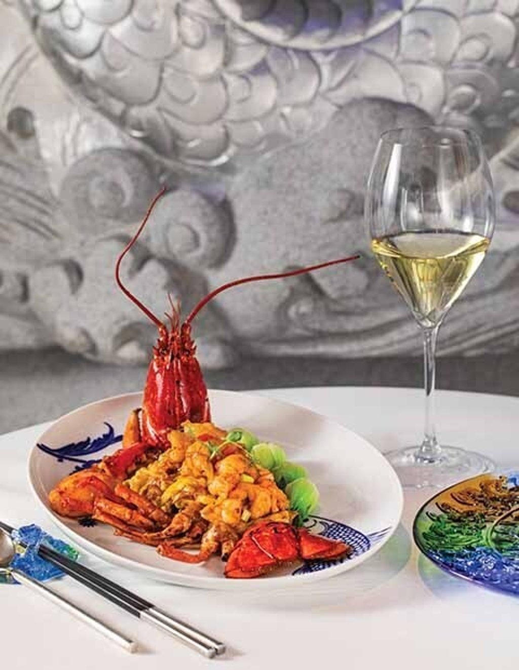 Wok-fried French blue lobster with minced pork black bean and garlic