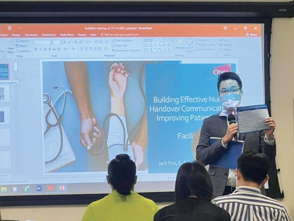 Pun introduced the two communication protocols on nursing communication. Pun introduced the two communication protocols on nursing communication.