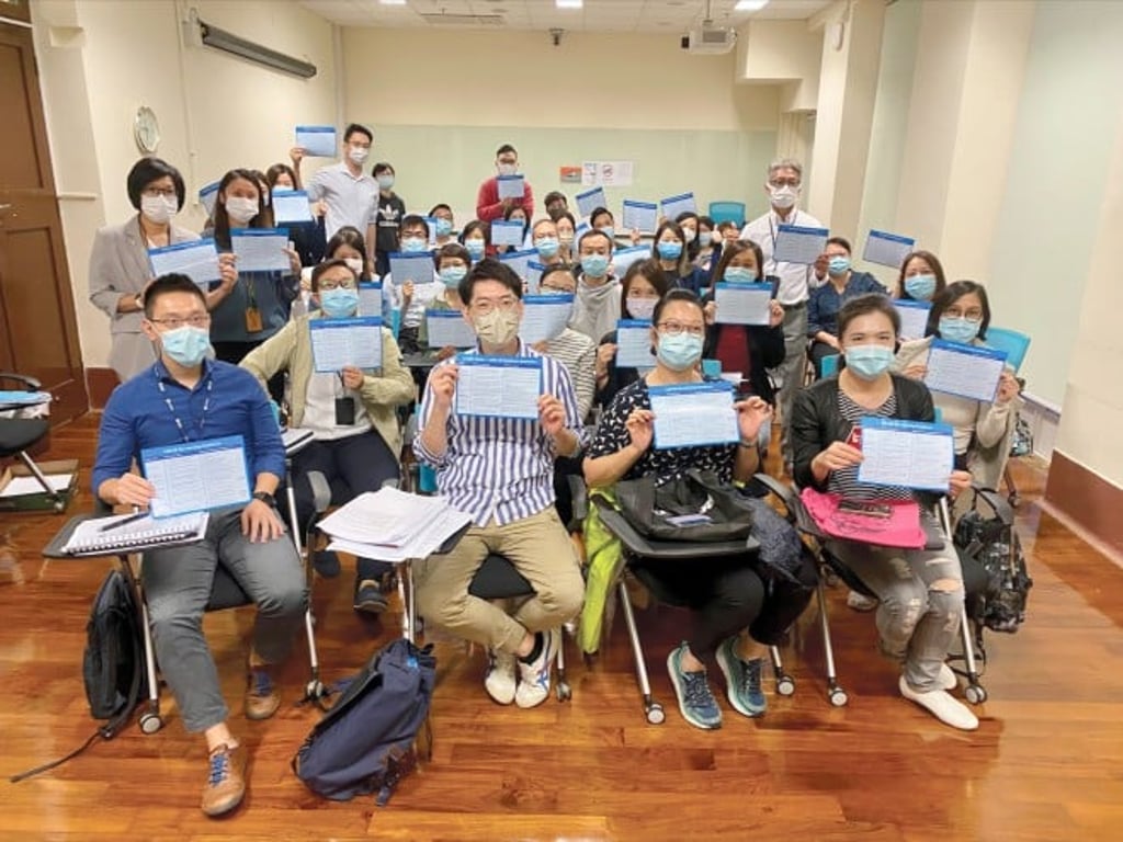Forty local nurses participated in the nursing handover communication training. Forty local nurses participated in the nursing handover communication training.