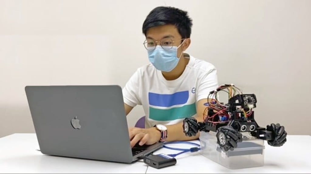 Jerry has always been a robotics enthusiast. With its strong emphasis on STEM education, HKUST is the best place for students like Jerry to go after their dreams and test out their innovative ideas.