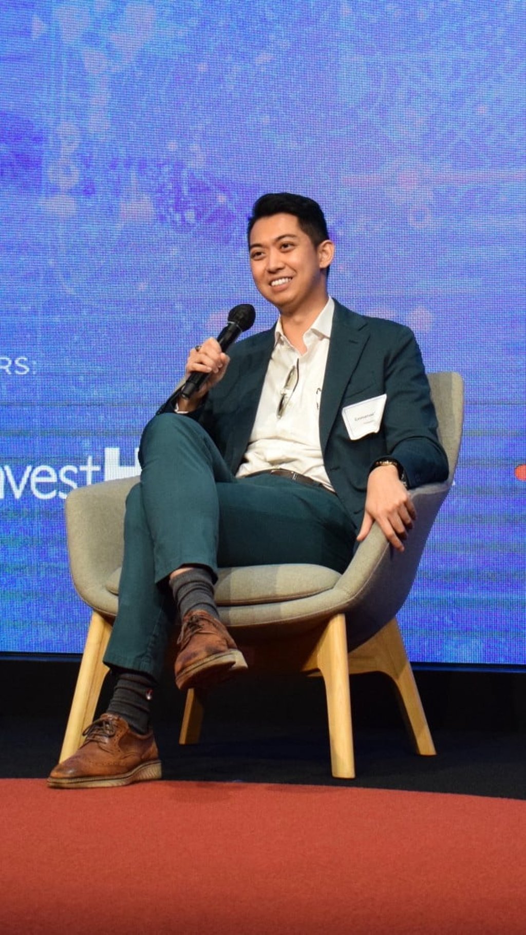 Managing Partner of Tiger Jade Pebble Accelerator Emmanuel Hui said his job and dream is to build up an ecosystem in Hong Kong so that professors and researchers can realize the commercial potential of their findings and inventions.