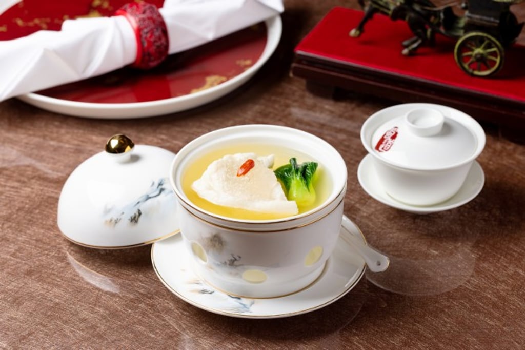 FFR - Stewed Minced Chicken Bouillon with Bird’s Nest