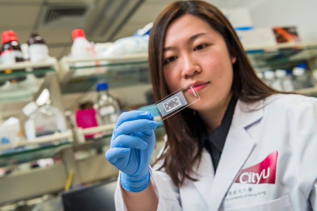 The research team designed and fabricated the microfluidic chips to mimic the in vivo environment. The research team designed and fabricated the microfluidic chips to mimic the in vivo environment.