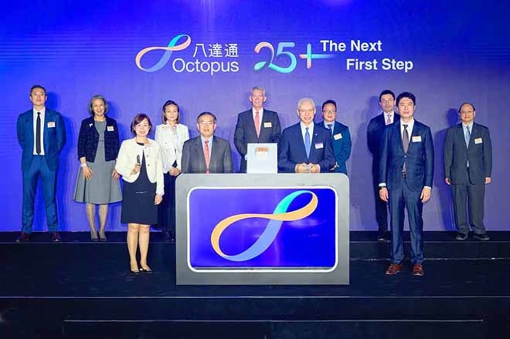 Secretary for Financial Services and the Treasury, Christopher Hui (front row, second from left) celebrated Octopus's new chapter of innovation with top executives of Octopus, MTR and more than 500 guests. Secretary for Financial Services and the Treasury, Christopher Hui (front row, second from left) celebrated Octopus's new chapter of innovation with top executives of Octopus, MTR and more than 500 guests.