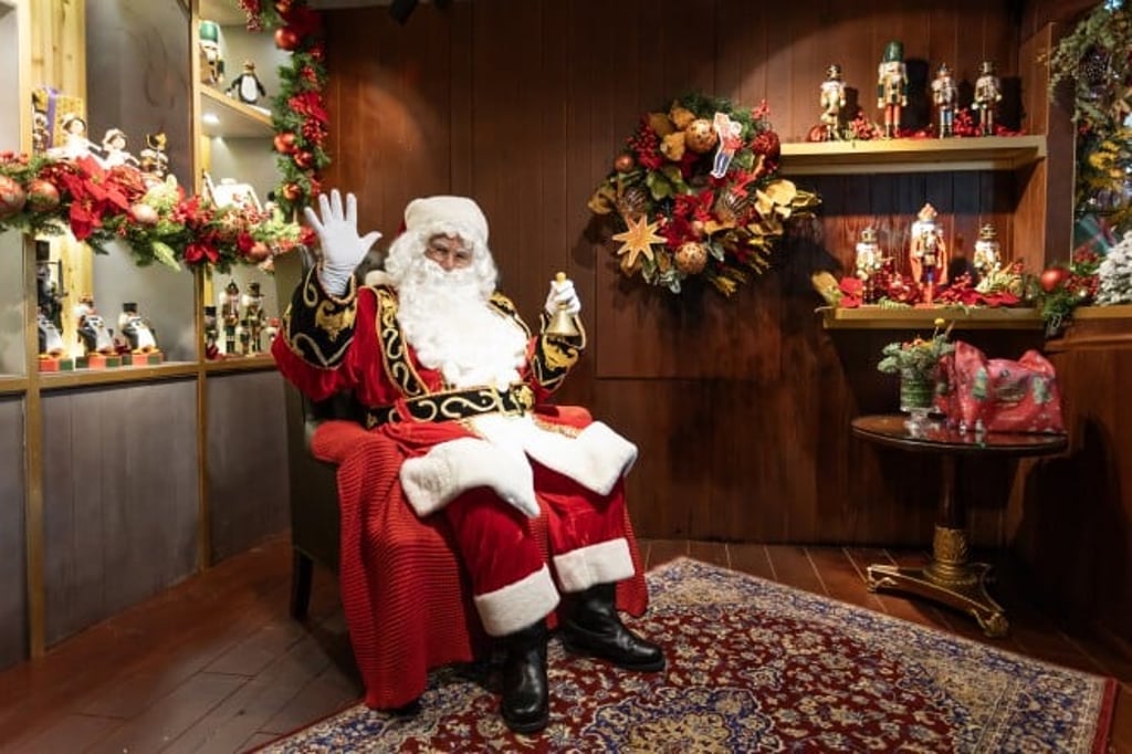 Escape to holiday magic at Island Shangri-La. Discover the enchantment of the immersive Santa House and create unforgettable memories amidst festive delights.