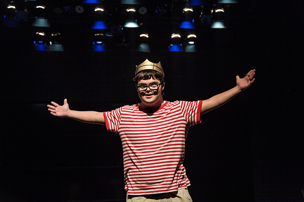 The play provokes reflection on serious social issues with a touch of humour.
